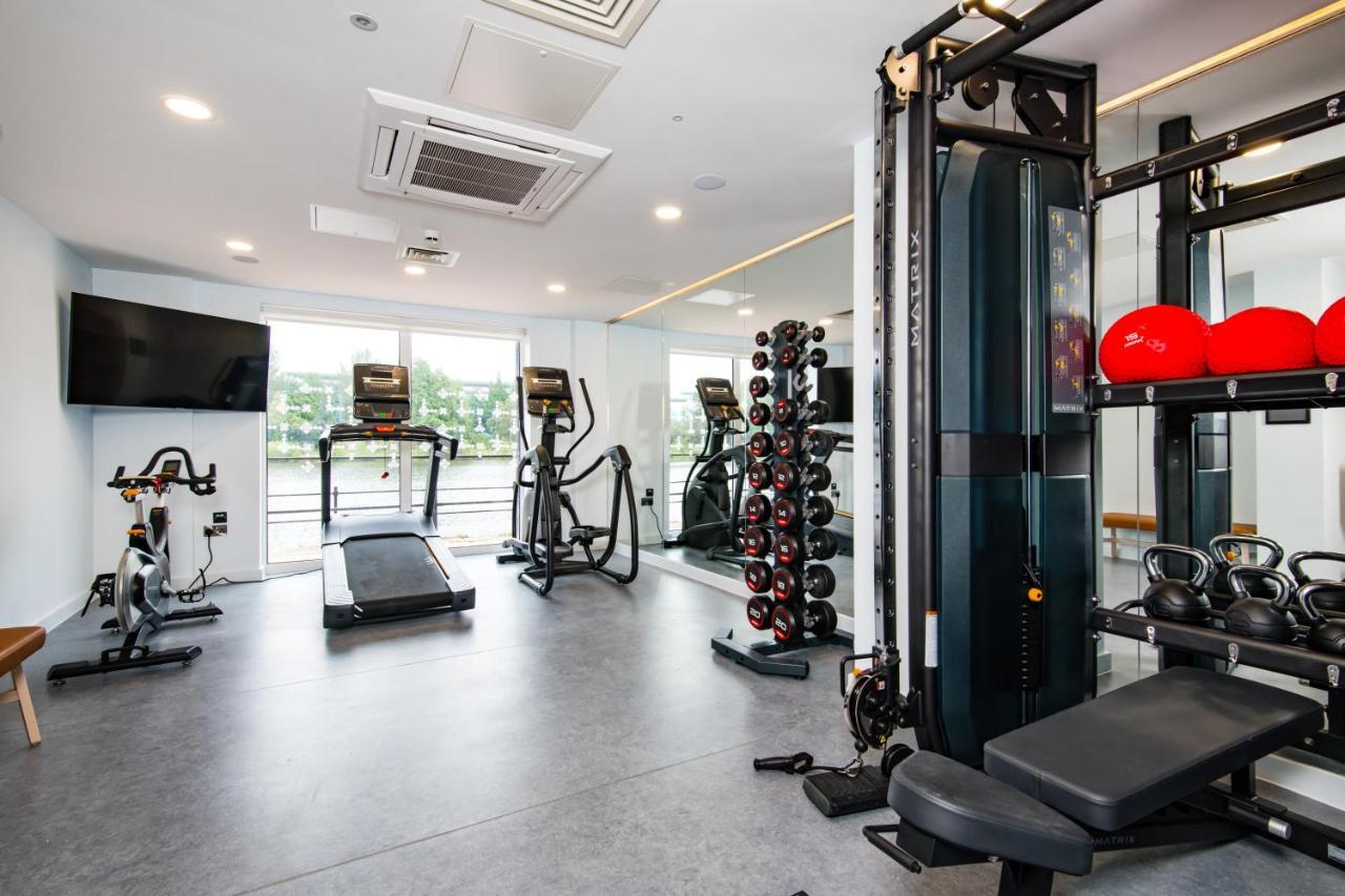 Staybridge Suites - Cardiff By Ihg מראה חיצוני תמונה